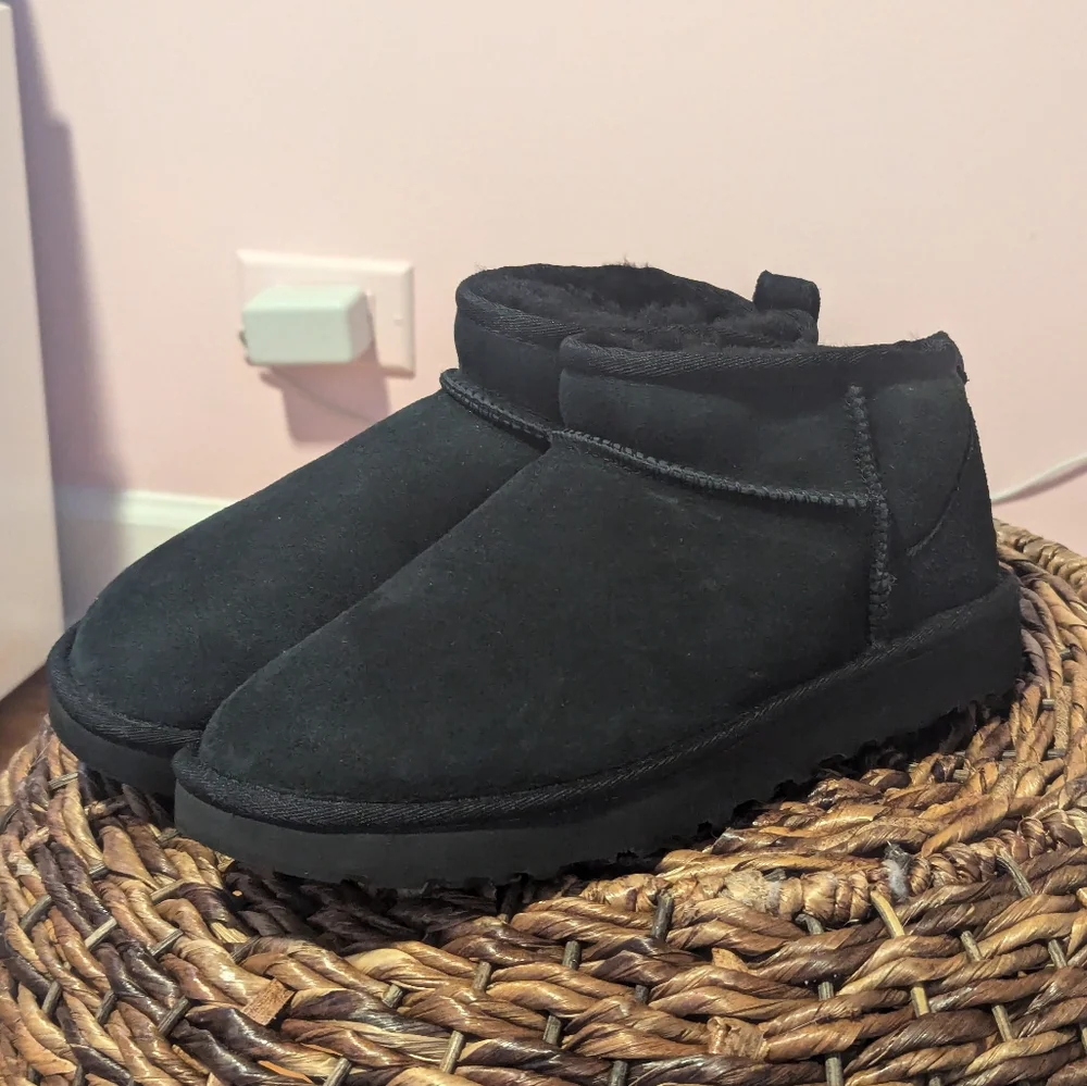 Ugg Classic Ultra Mini